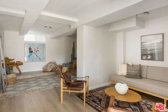 $1,089,000 | 4035 West Ave 42, Los Angeles, CA 90065