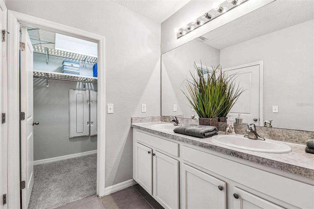 1869 Hovenweep Road Wesley Chapel, FL 33543 - Photo 43 of 88