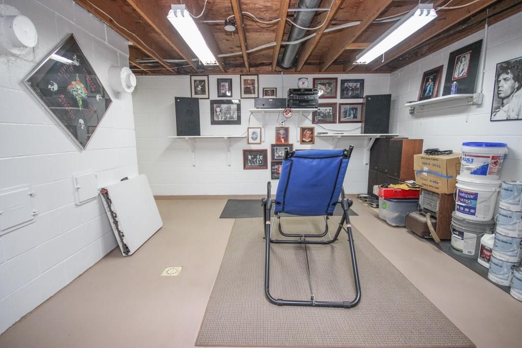 1321 Cleland Mill Road New Castle, PA 16102 - Photo 22 of 25 Gallery Image 22