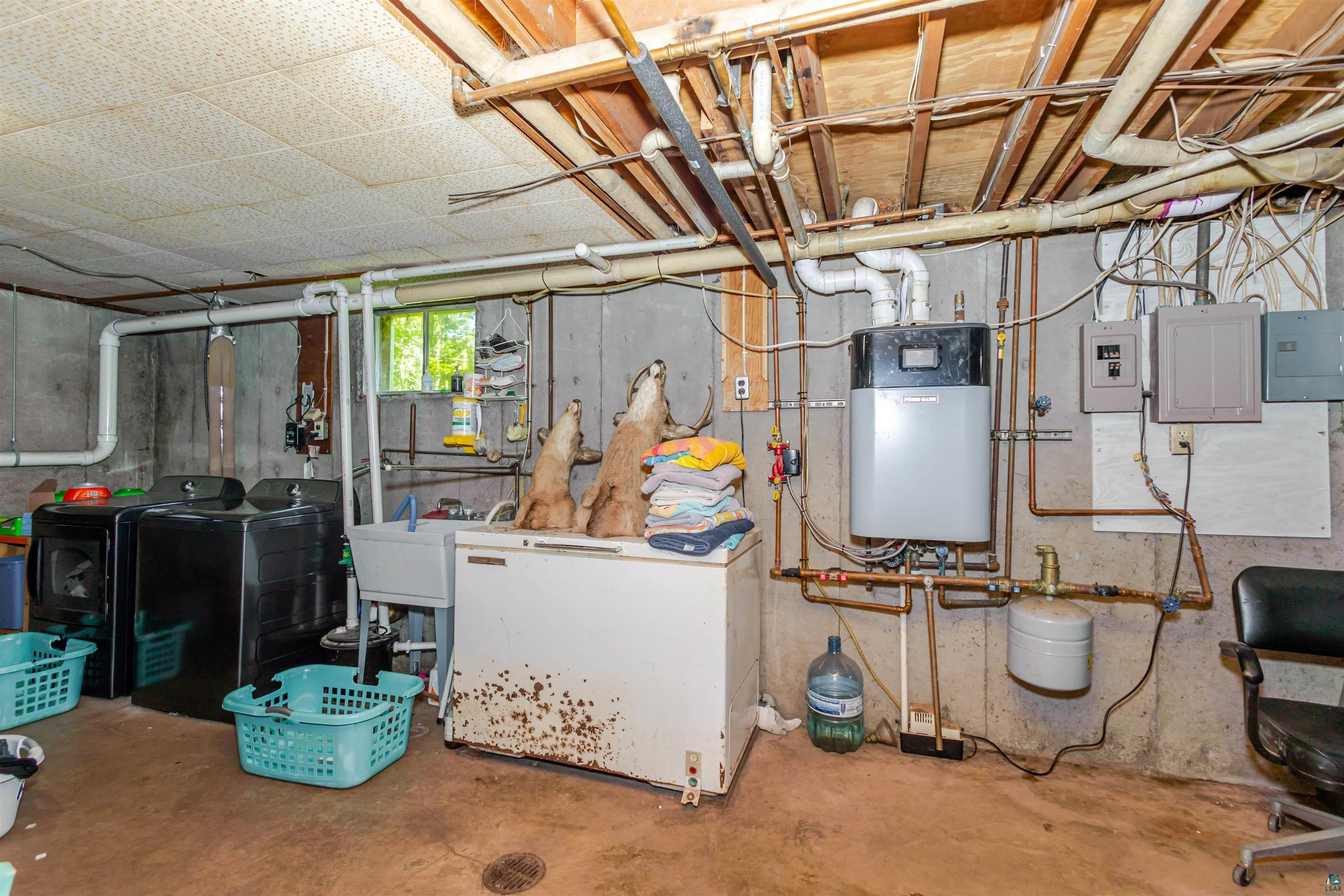 5539 South Darrow Road Superior, WI 54880 - Photo 17 of 19 Utility