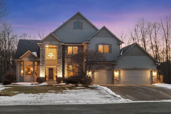 $800,000 | 3142 Bavaria Hills Trail, Chaska, MN 55318