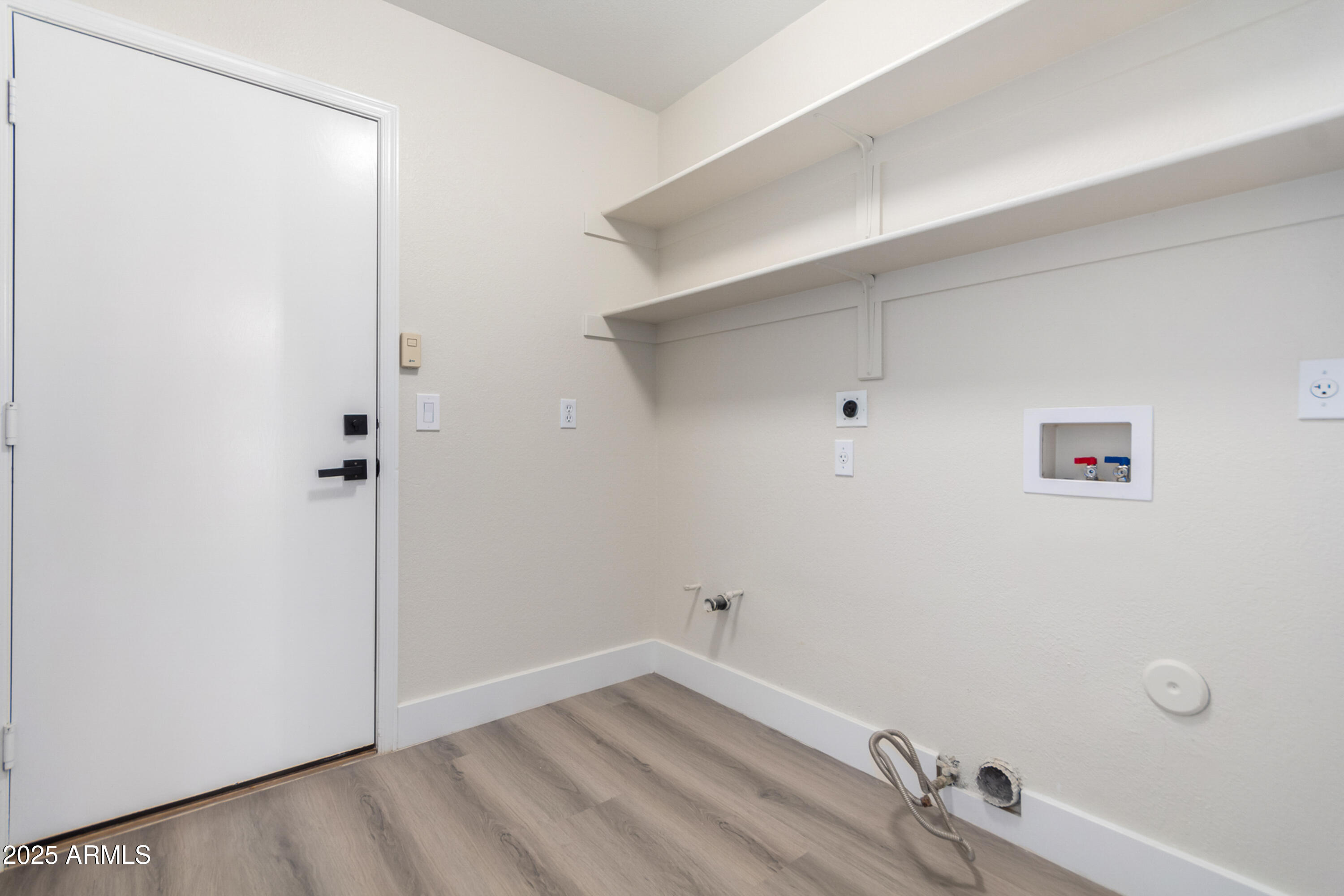 1630 South Lemon Mesa, AZ 85206 - Photo 42 of 55 a view of a small space