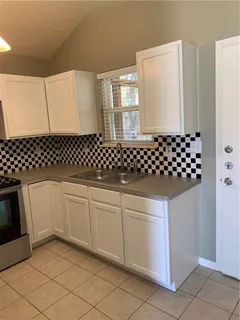 $2,000 | 3415 Elija Street, Austin, TX 78745