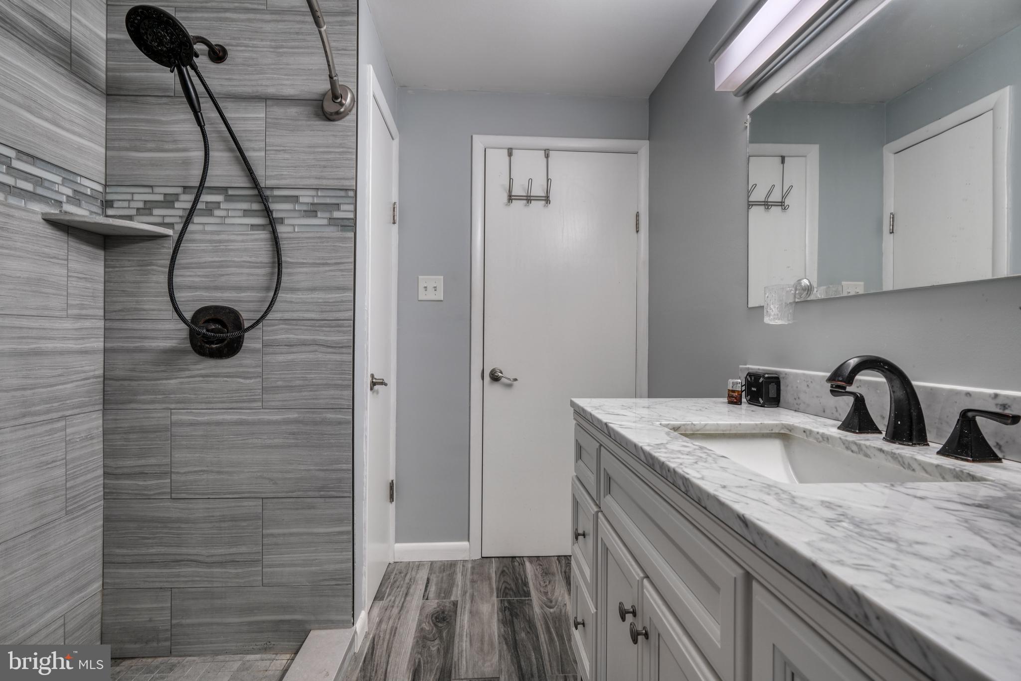 766 Gist Road Westminster, MD 21157 - Photo 13 of 38 1st Floor bathroom