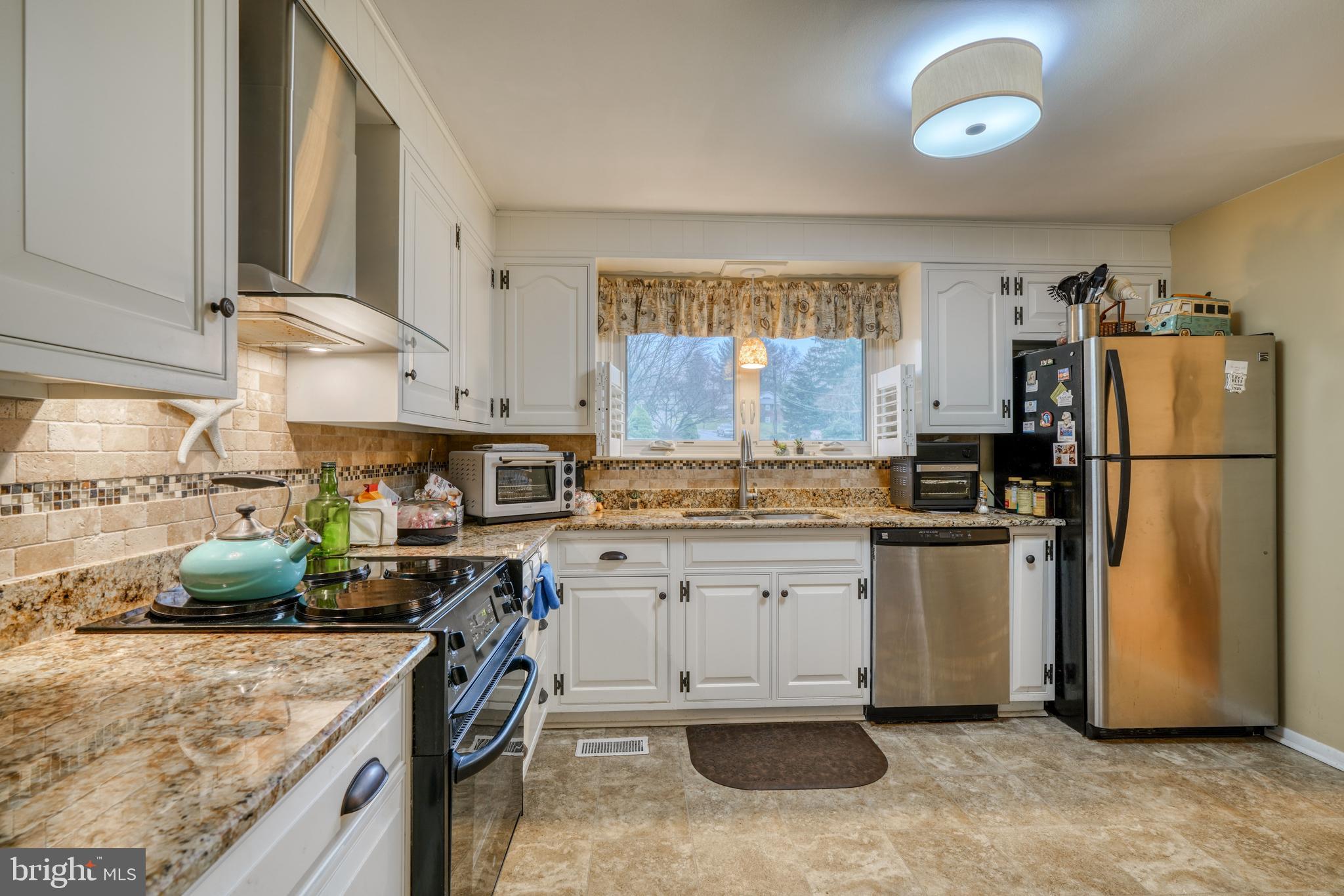 766 Gist Road Westminster, MD 21157 - Photo 9 of 38 Kitchen