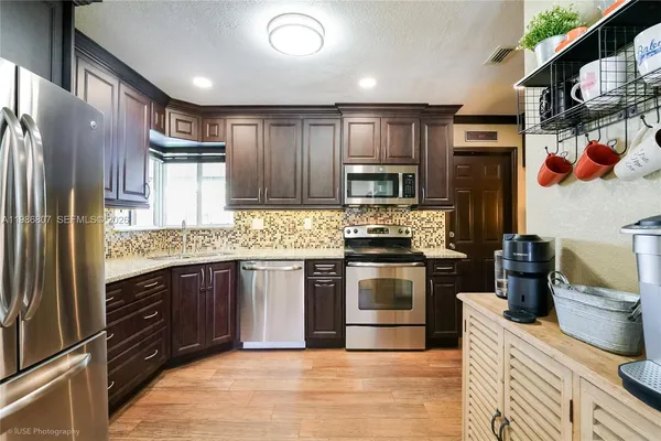 $749,900 | 7921 Northwest 178th Street, Hialeah, FL 33015