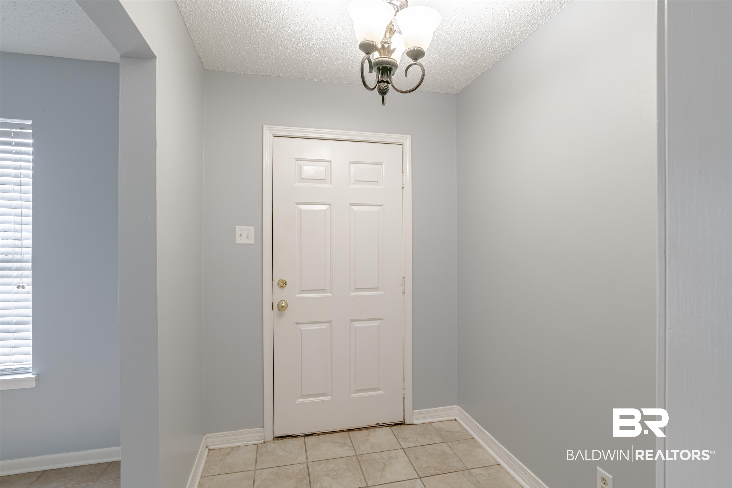 4017 Cottage Hill Road, Unit 30 Mobile, AL 36609 - Photo 3 of 27