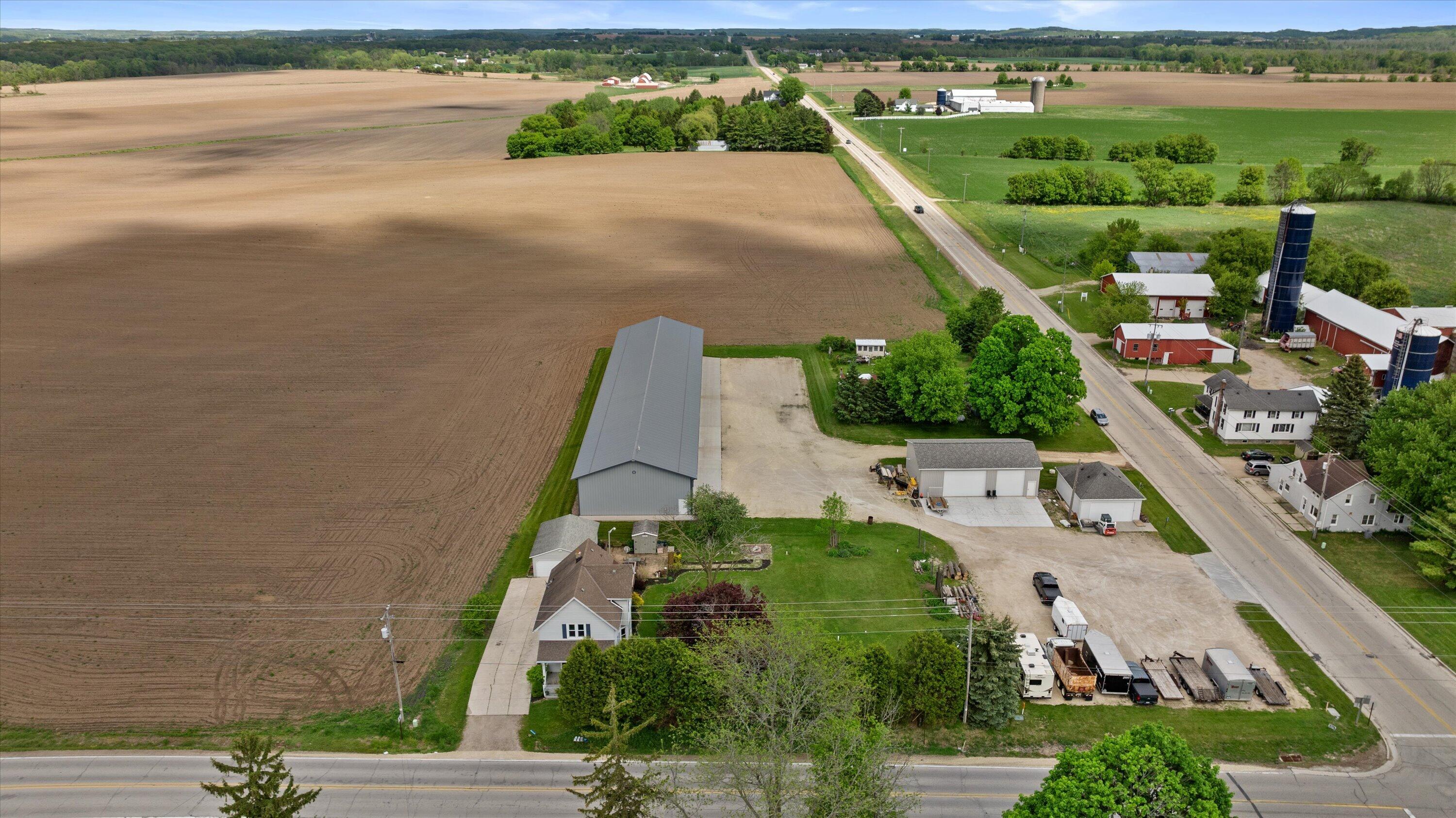 8922 County Highway West Wayne, WI 53010 - Photo 37 of 59 Aerial view