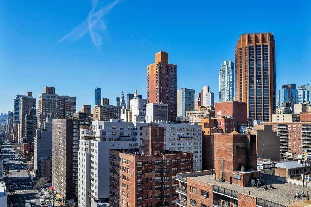 200 East 36th Street, Unit 19A Manhattan, NY 10016 - Photo 4 of 12