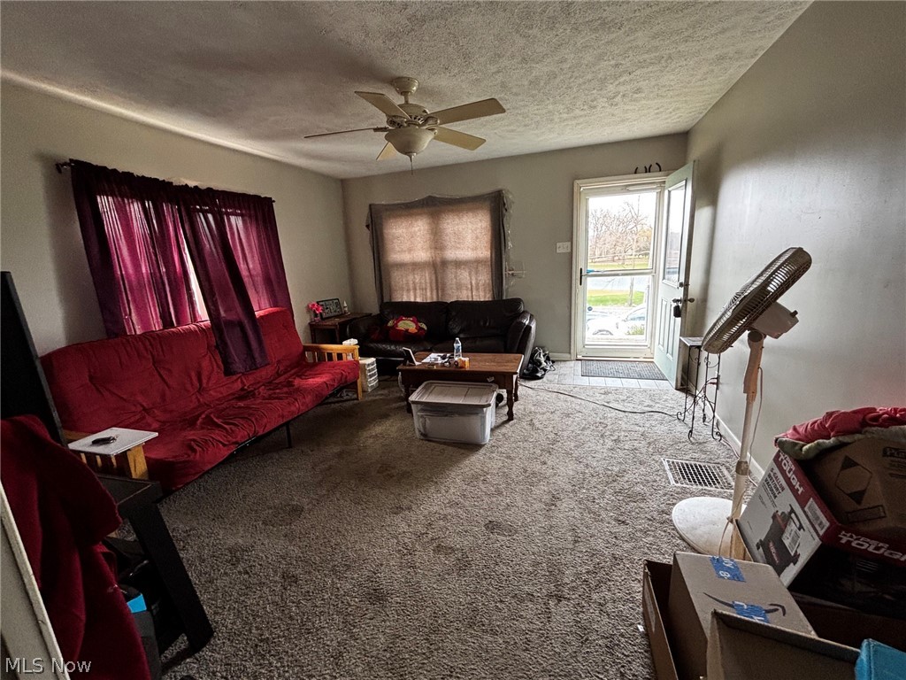2196 Congress Lake Road Mogadore, OH 44260 - Photo 4 of 27