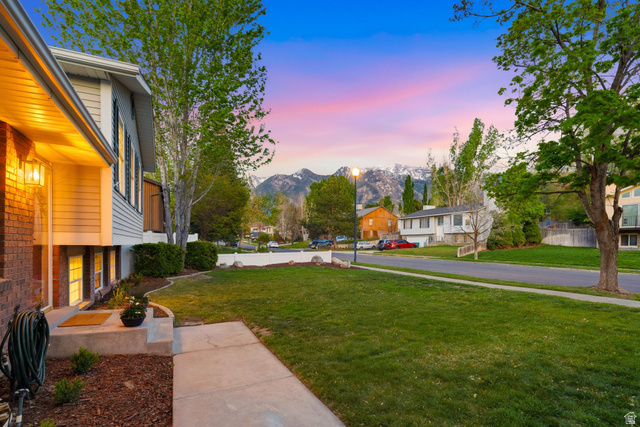 2073 East 10095th Street South Sandy, UT 84092 - Photo 5 of 61