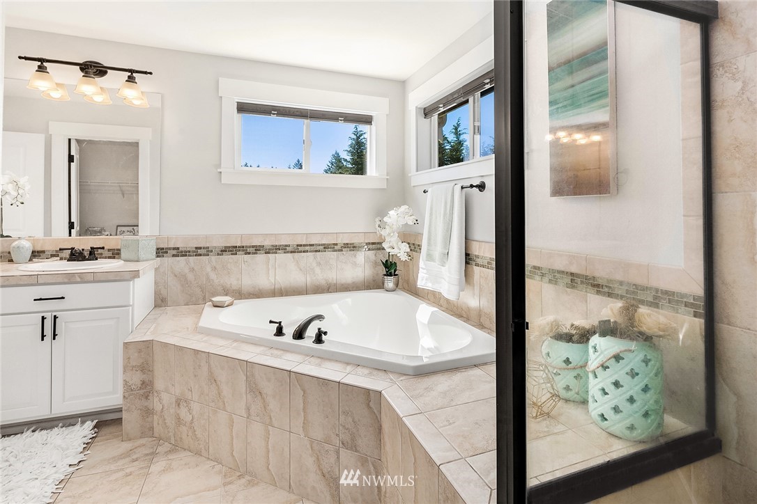 5023 Northeast 8th Street Renton, WA 98059 - Photo 23 of 40