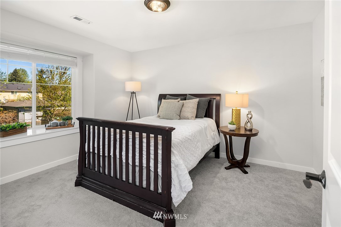 5023 Northeast 8th Street Renton, WA 98059 - Photo 27 of 40