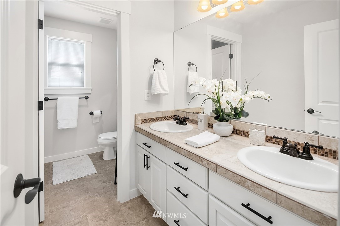 5023 Northeast 8th Street Renton, WA 98059 - Photo 29 of 40