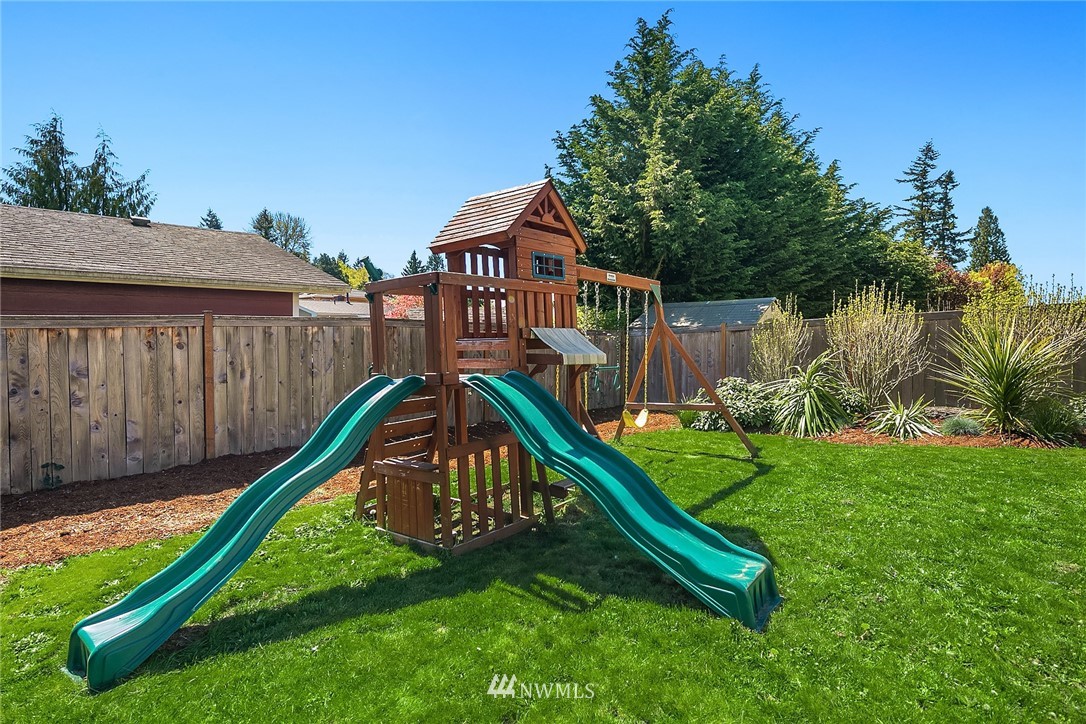5023 Northeast 8th Street Renton, WA 98059 - Photo 34 of 40