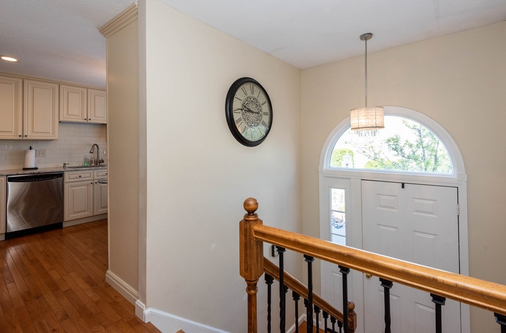 85 Abington Road, Unit 85 Danvers, MA 01923 - Photo 6 of 42 Gallery Image 6