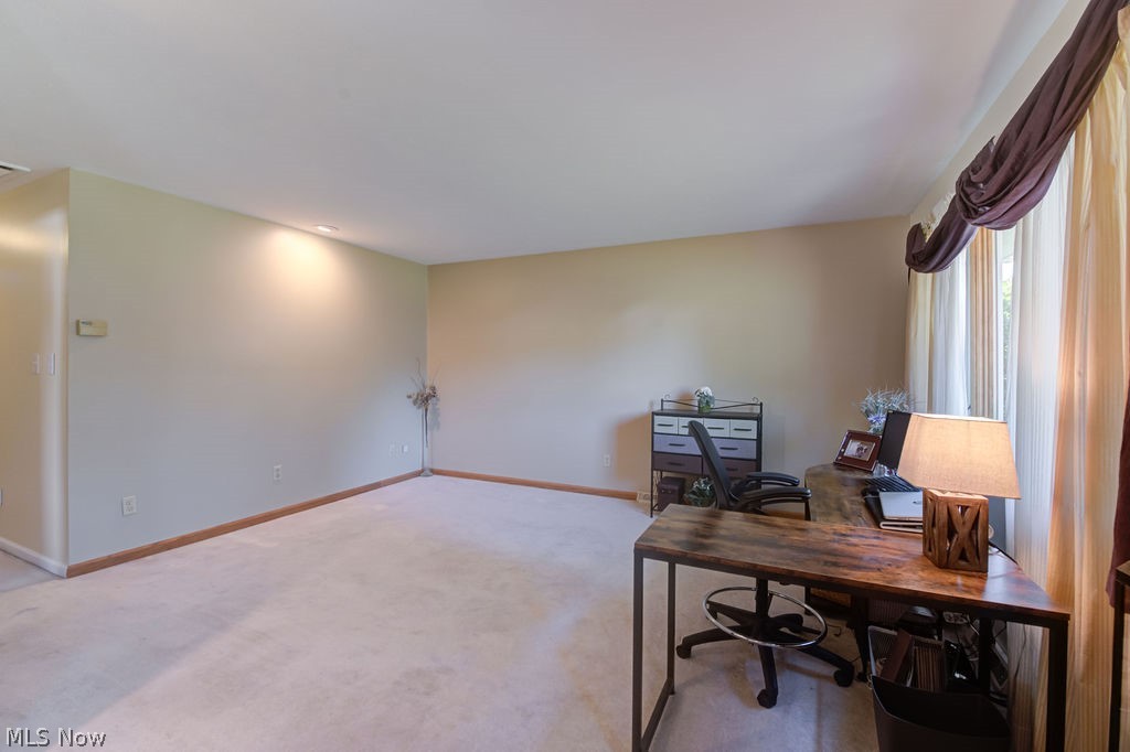27835 Knickerbocker Road Bay Village, OH 44140 - Photo 7 of 35 Gallery Image 7