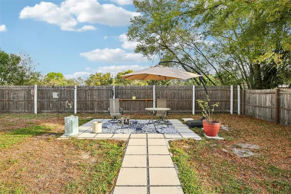 $395,000 | 3613 Coppertree Circle, Brandon, FL 33511