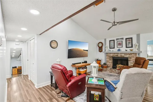 $395,000 | 3613 Coppertree Circle, Brandon, FL 33511