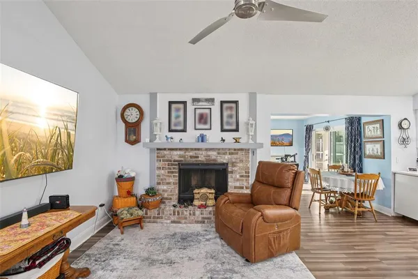 $395,000 | 3613 Coppertree Circle, Brandon, FL 33511