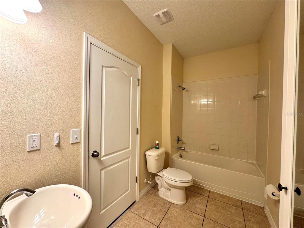 2890 Spring Breeze Way Kissimmee, FL 34744 - Photo 30 of 34 Gallery Image 30