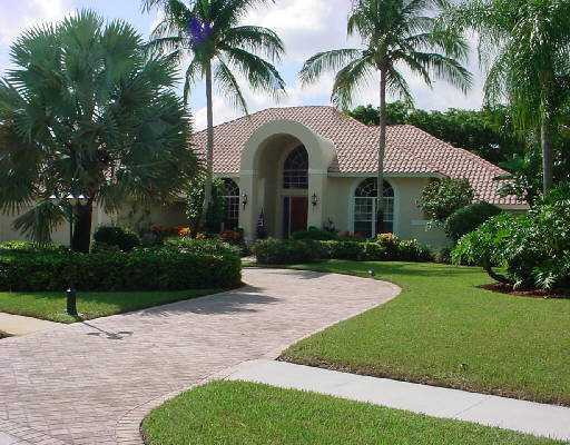 17631 Bocaire Way Boca Raton, FL 33487 - Photo 1 of 6 Primary Photo