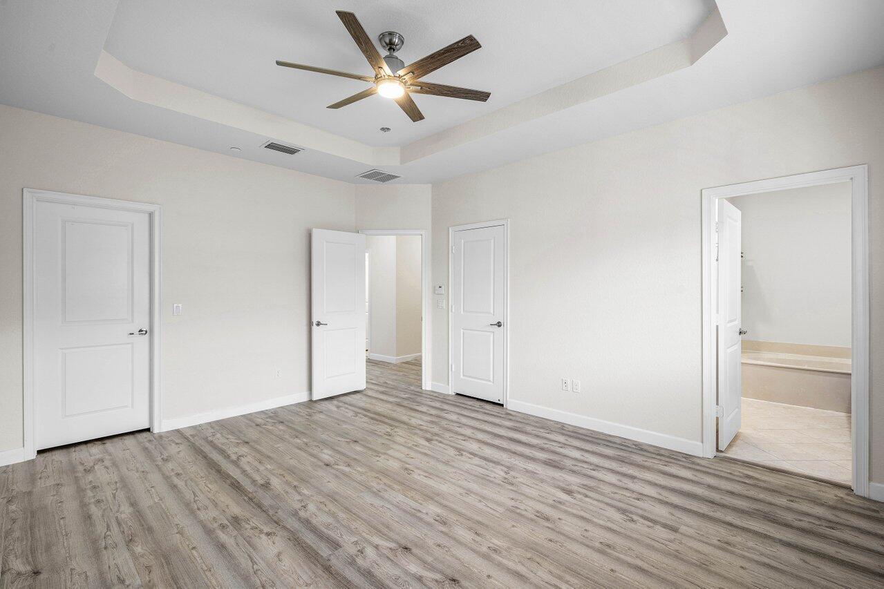 48 Northwest Hawthorne Place Boca Raton, FL 33432 - Photo 22 of 35 Primary Bedroom
