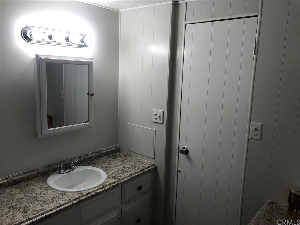 5803 Mission Riverside Ca, Unit 74 Riverside, CA 92509 - Photo 10 of 21