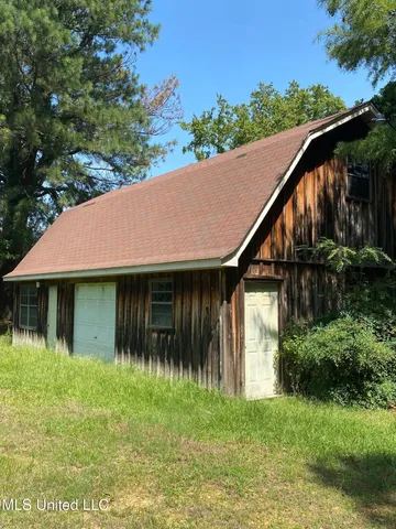 $1,750 | 4605 Highway 51, Senatobia, MS 38668