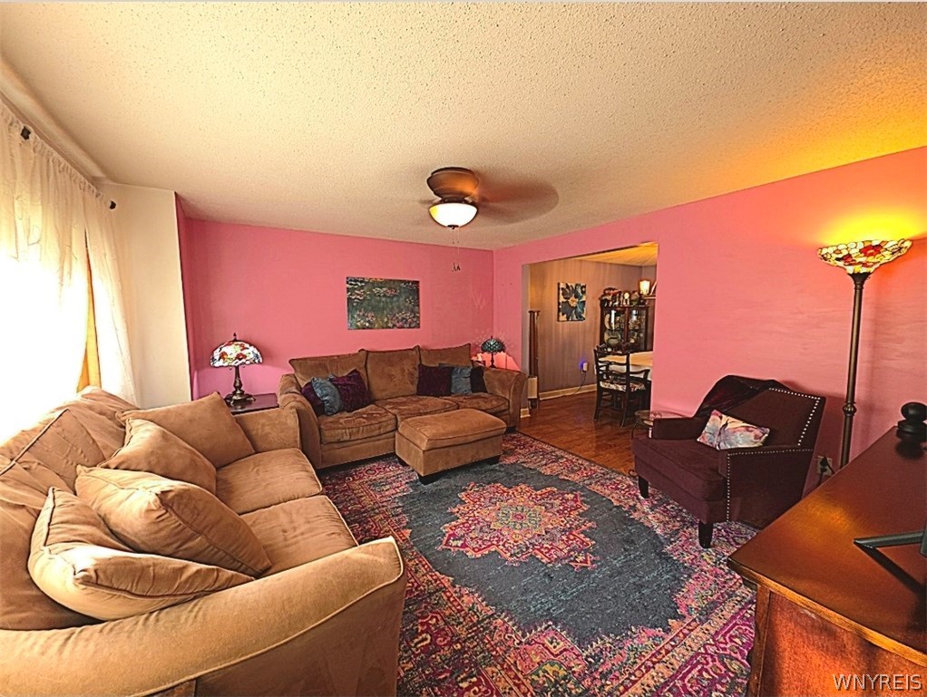 156 Hillpine Road Cheektowaga, NY 14227 - Photo 2 of 15 Living Room