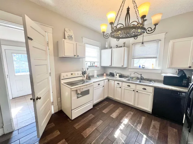 $143,000 | 1010 South 8th Street, Terre Haute, IN 47807