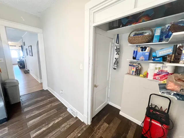 $143,000 | 1010 South 8th Street, Terre Haute, IN 47807