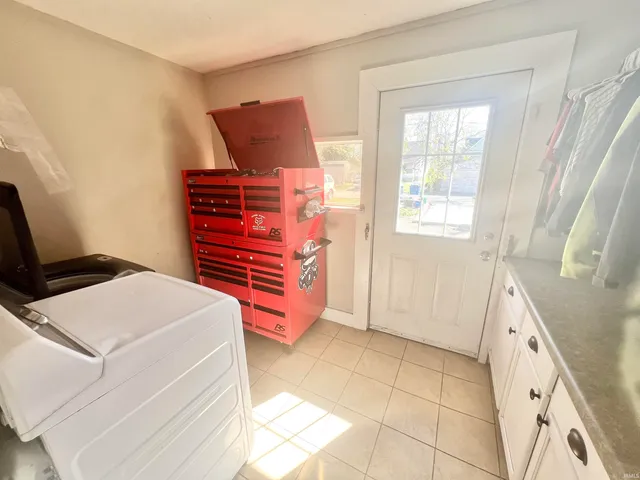 $143,000 | 1010 South 8th Street, Terre Haute, IN 47807