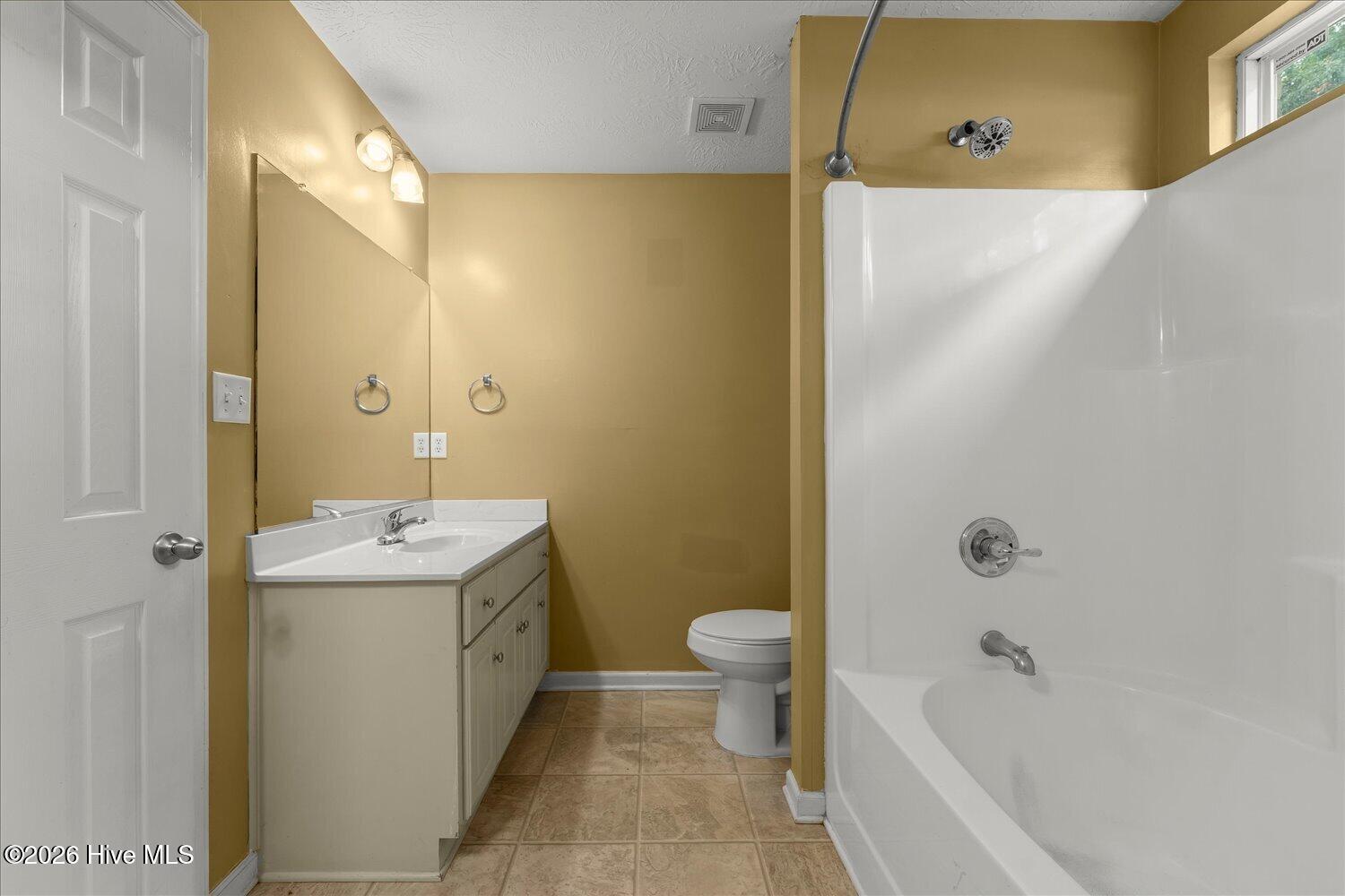 1748 Tamarind Way Augusta, GA 30906 - Photo 12 of 27 Gallery Image 12
