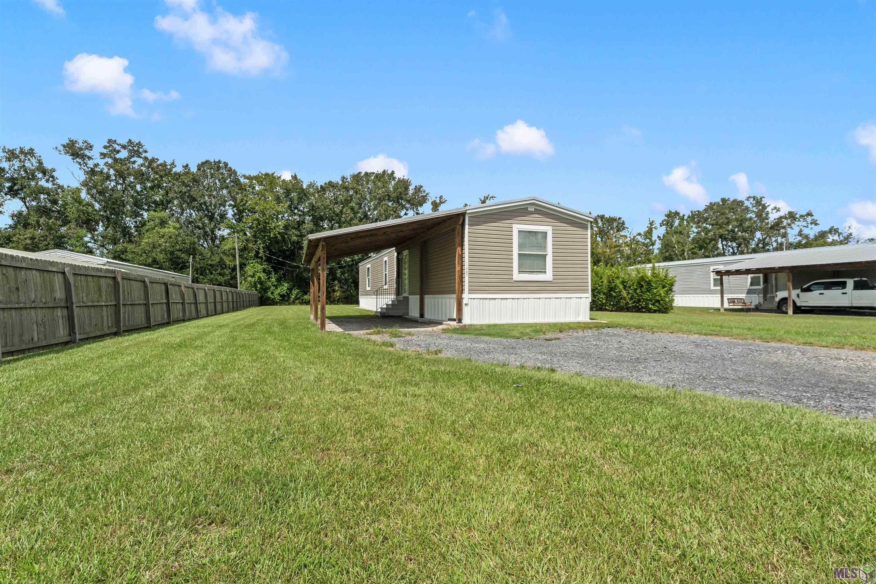 12487 Hebert Road Gonzales, LA 70737 - Photo 2 of 18 Gallery Image 2