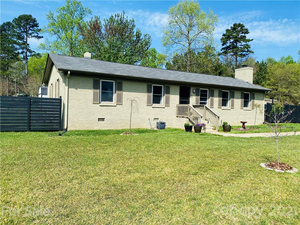 19409 Shearer Road Davidson, NC 28036 - Photo 1 of 38 Gallery Image 1
