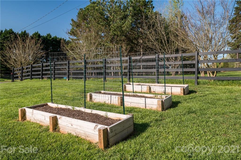 19409 Shearer Road Davidson, NC 28036 - Photo 37 of 38 Gallery Image 37