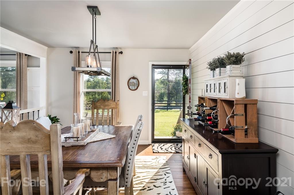 19409 Shearer Road Davidson, NC 28036 - Photo 5 of 38 Gallery Image 5