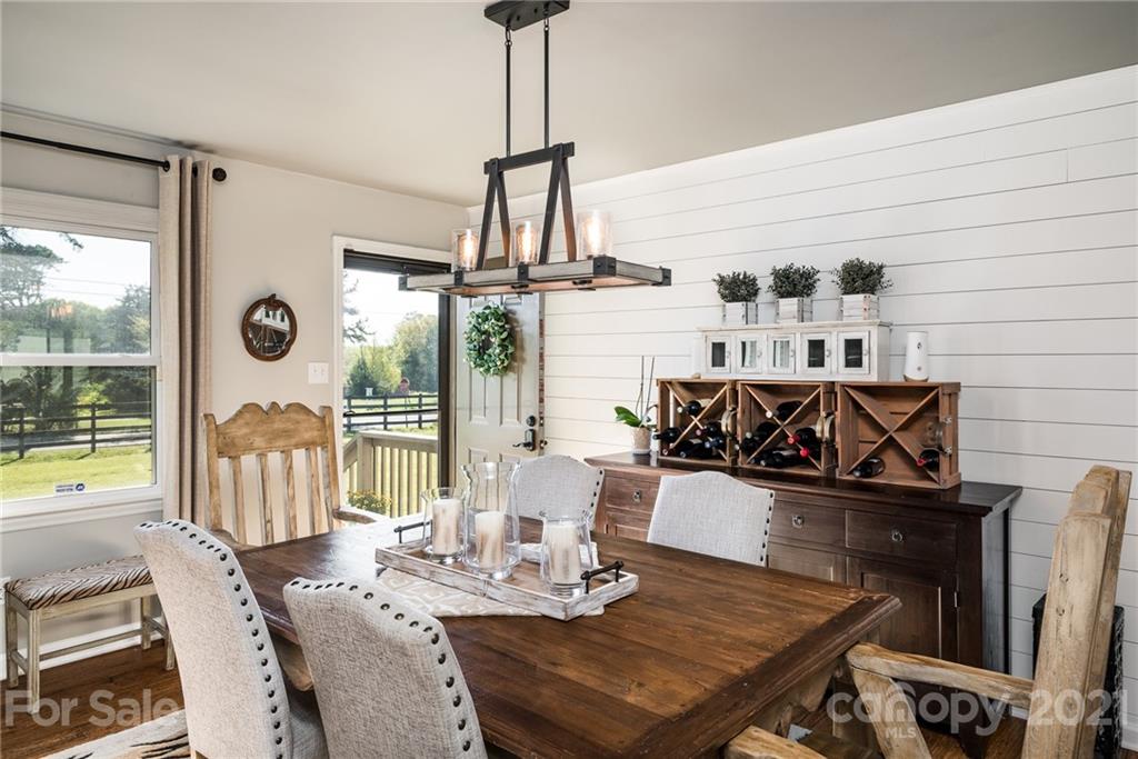 19409 Shearer Road Davidson, NC 28036 - Photo 6 of 38 Gallery Image 6