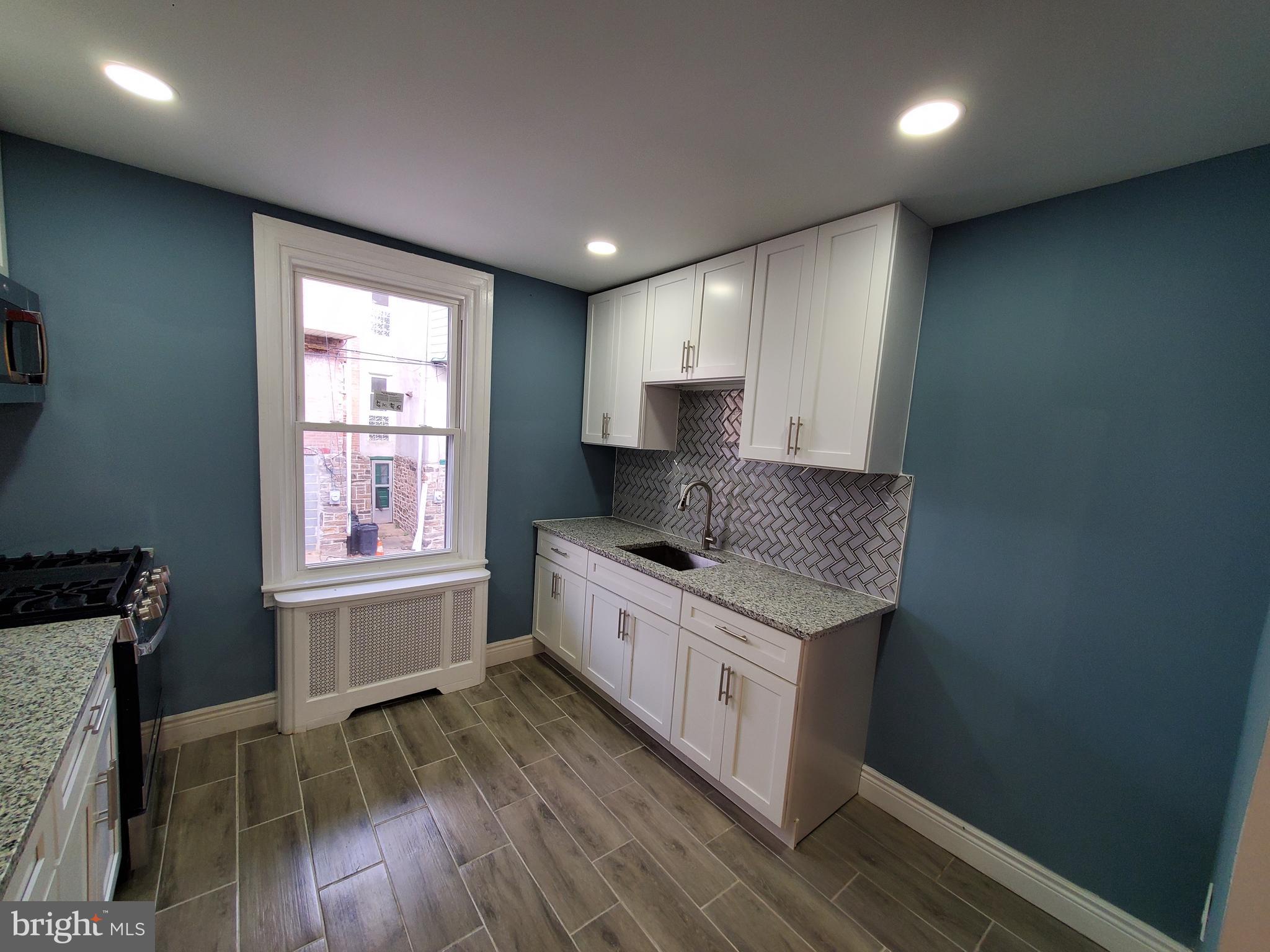 959 Carver Street Philadelphia, PA 19124 - Photo 14 of 43 Kitchen pic#3