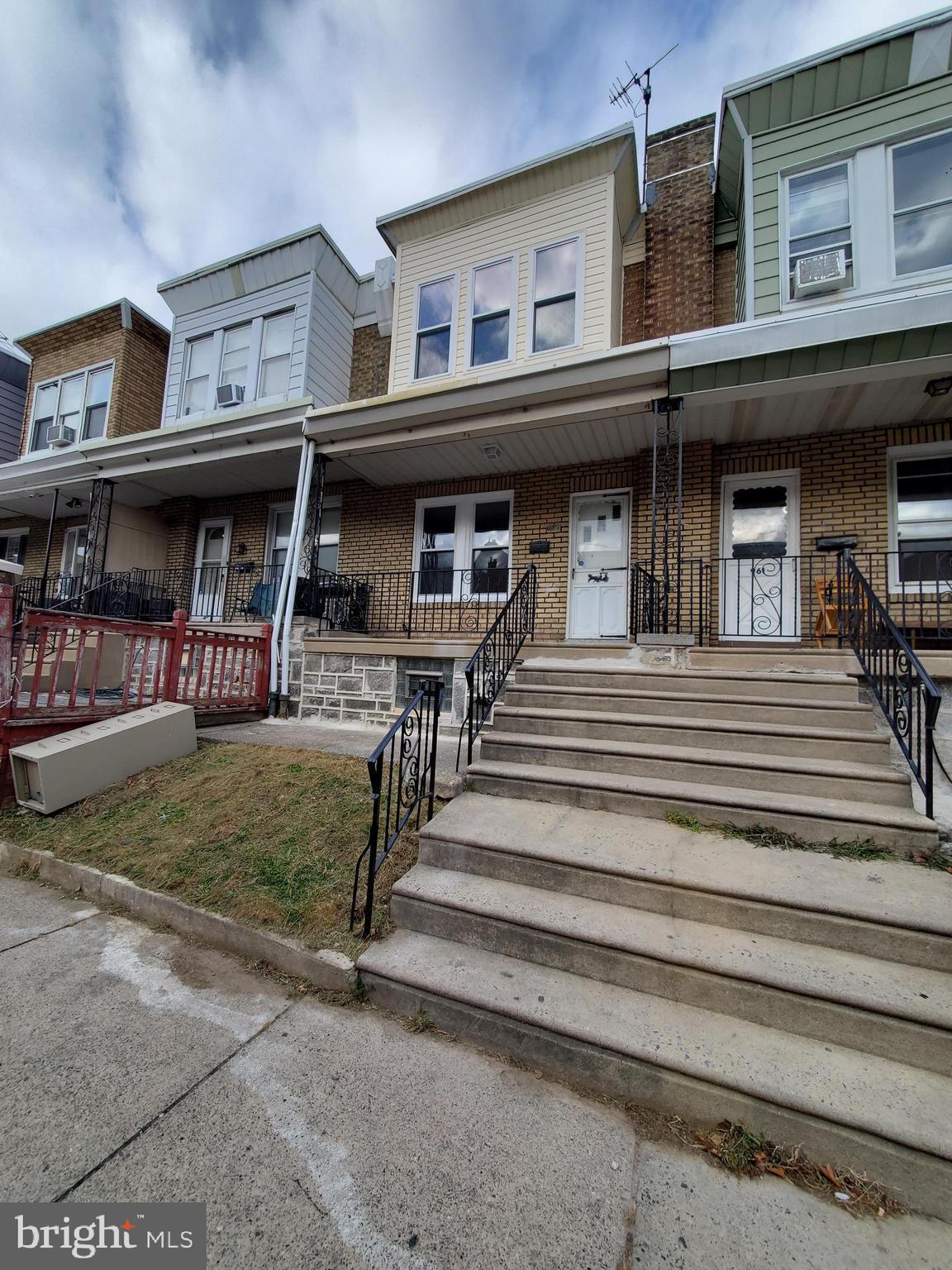 959 Carver Street Philadelphia, PA 19124 - Photo 2 of 43 Exterior front pic#2