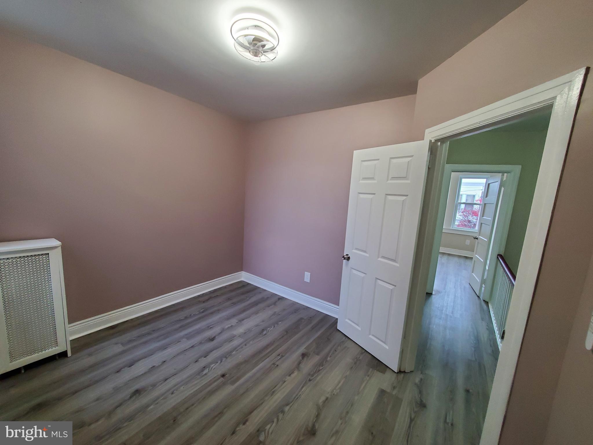 959 Carver Street Philadelphia, PA 19124 - Photo 24 of 43 Mid bedroom pic#3