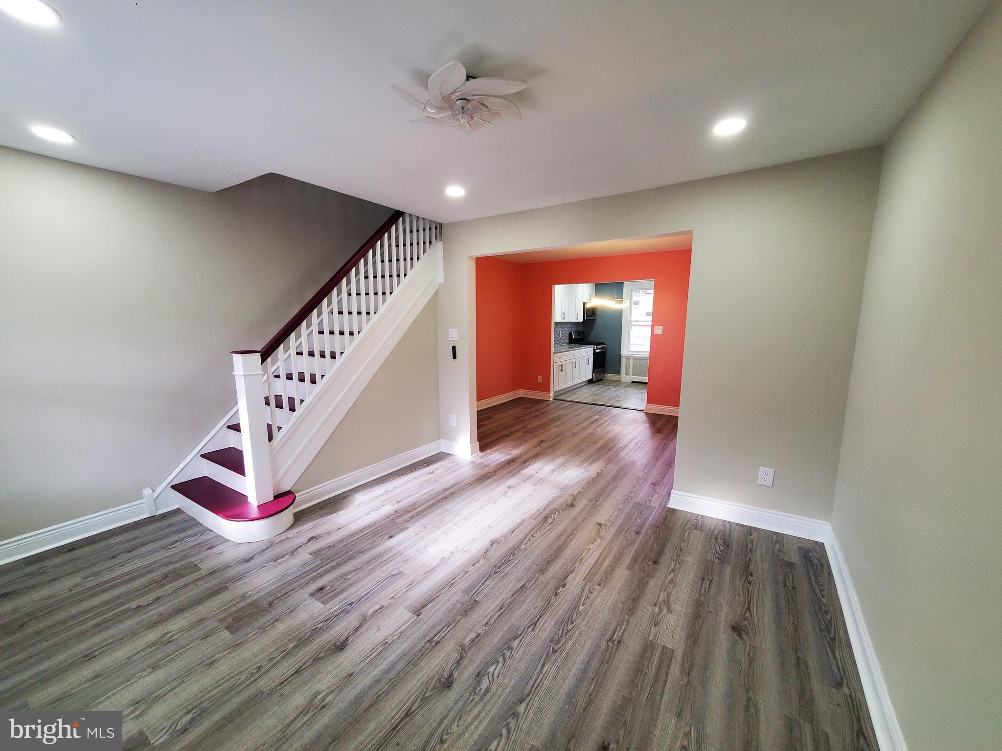 959 Carver Street Philadelphia, PA 19124 - Photo 7 of 43 Living room pic#1