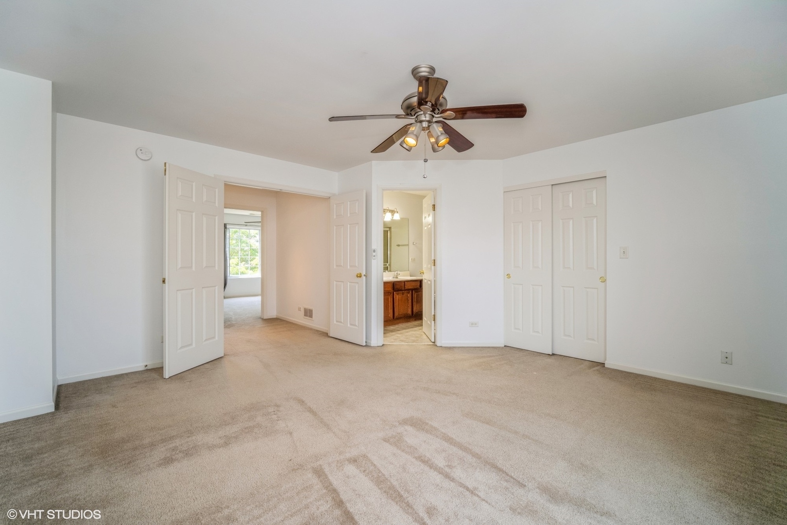 3388 Sanctuary Drive Elgin, IL 60124 - Photo 8 of 15 a view of empty room with windows