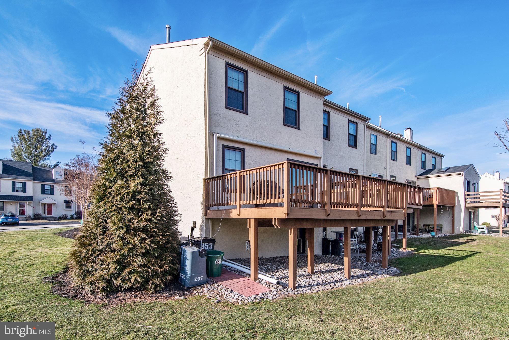 353 Scola Road Brookhaven, PA 19015 - Photo 3 of 26 Side View, End of Row Townhome