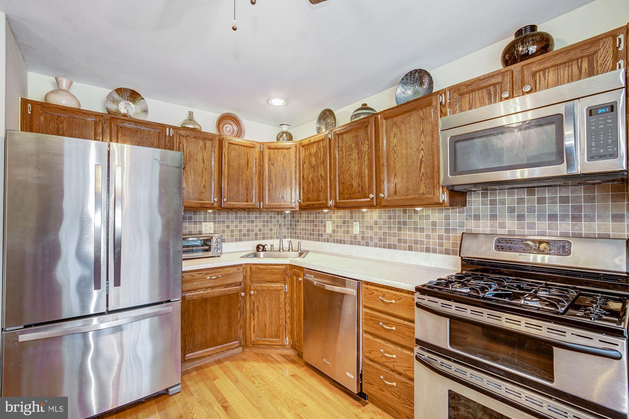 353 Scola Road Brookhaven, PA 19015 - Photo 10 of 26 Kitchen, Appliances Included