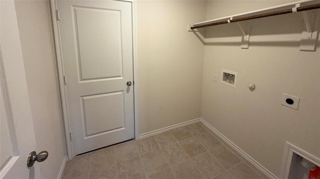 1550 Brooke Drive Tyler, TX 75704 - Photo 15 of 17 a view of a small space