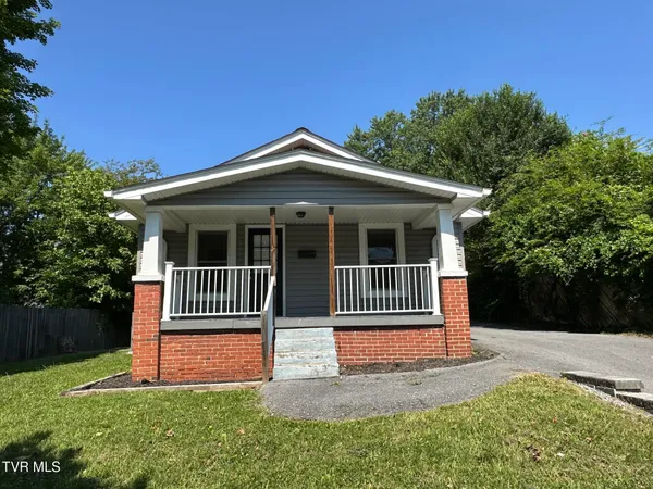 $185,000 | 2712 Fort Henry Drive, Kingsport, TN 37664