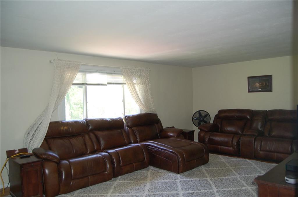 616 Fort Couch Road Pittsburgh, PA 15241 - Photo 10 of 23 Gallery Image 10