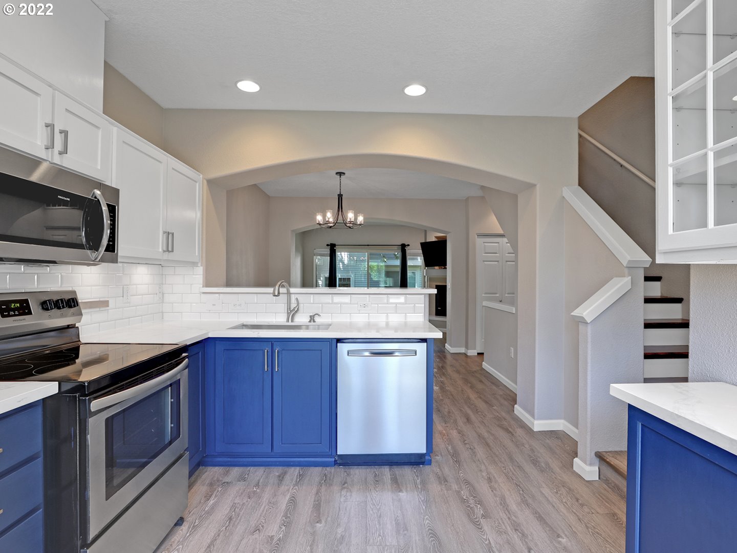 14665 Southwest Beard Road, Unit 102 Beaverton, OR 97007 - Photo 6 of 15 Gallery Image 6